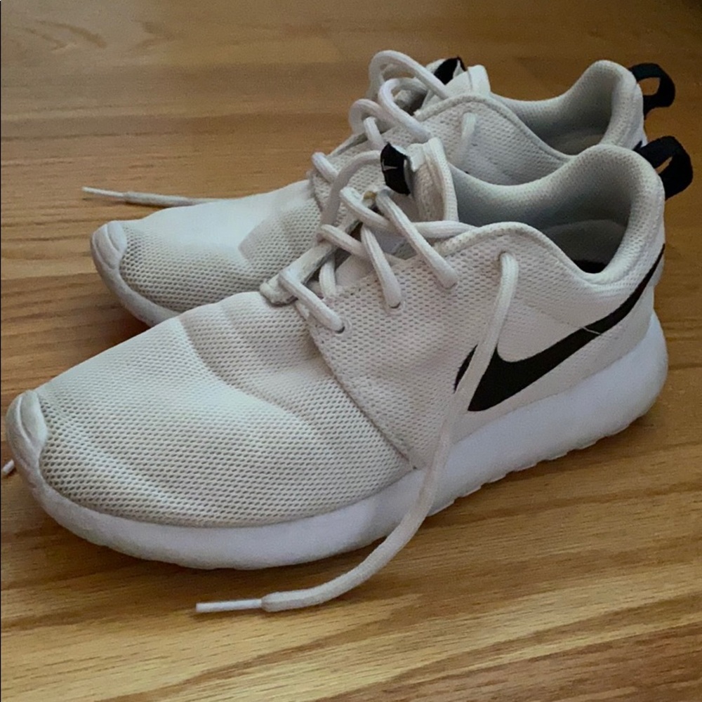 Nike Roshes